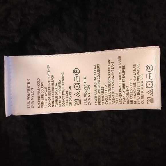 Tommy Bahama Hooded Poncho - Picture 13 of 13